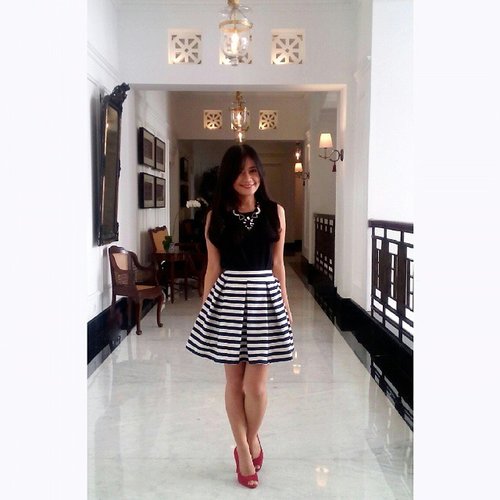Black & White Contemporary Classic #ootd #stripes #skirt #aboutalook #clozetteID @clozetteID