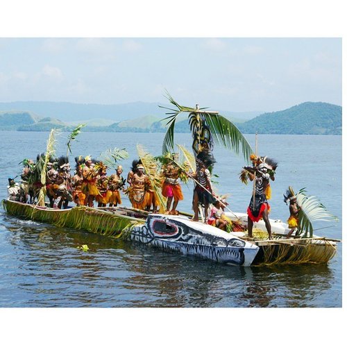Isolokanu, The War Dance on the boat At Festival Danau Sentani 8 #Papua 🙌
Sentani Lake Festival is a cultural festival from several villages around Lake Sentani and several districts in Papua.
Lake Sentani Festival intended to preserve cultural values as a unique asset, and put it together with tour package, so can be enjoyed by domestic and foreign tourists. 
At this festival will be displayed a unique cultural heritage, such as War Dance on the boat and other traditional dances from various exists tribe in Jayapura. 
This festival also celebrated by Papua’s other cultures and other areas in Indonesia which have similar characteristics with Lake Sentani.
#PesonaSentani #WonderfulIndonesia #IndonesiaOnly #PesonaIndonesia #Sentani #Jayapura #Indonesia #lake #Festival #traveling #travel #traditionaldance #girls #culture #cultural #heritage #tourism #adventure #photooftheday #ClozetteID @ClozetteID #clozetteambassador #instagood