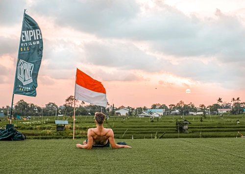 🇮🇩 x 💪 x 🌄 x 🌾my puuurrfect kind of lifestyle, purrfect kind of vacation 👌
#bali #Indonesia #travel #traveling #traveler #gym #empirefitclub #empirefitness #fitness #fitnesscenter #healthy #health #healthylifestyle #clozetteid