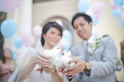 Time flies...Already 7 years & still counting.The journey is not easy.There are up and down, but we try to respect and support each other..On our wedding day, everything was so beautiful. Thank you for our vendors who made everything so perfect:Venue @grandroyalballroom Decor @BestDecorsurabayaGown @ovanputriMakeup @ovanputriShoes @langkahbylinaleeSuit @BiehintailorHosts @Yohanesalbertus dan @UlliedewiPhoto @leonard_wijaya @MoxiephotographVideo story @_ariespranata aries_pranatalighting @mitzlightingMusic @orangebandsurabayaCake @ckirana_cakeEffect @gloweffectPhotobooth @Pose_GoEO @excitedproductionNails @enchantenailart Robe @phantasia.bride .#thebridestory #wanderlust #weddingku #clozetteid #junebugwedding #dirtybootsandmessyair #thebrideideas #bridestory