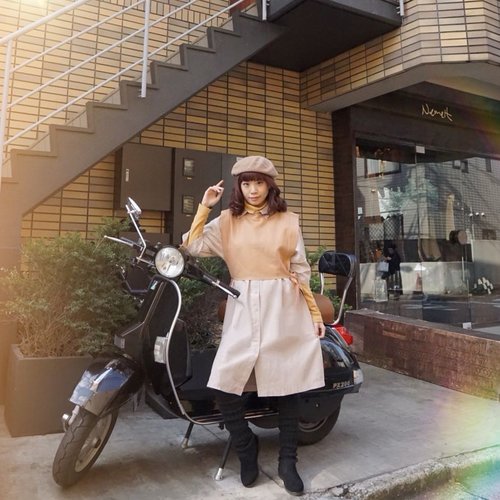 Somewhere around my favorite neighborhood in 🇯🇵 - Omotesando , spotted a cute corner and a retro motorcycle and thought why not pose and here it is 😉 .
.
.
.
.
#style #ootd #whatiwore #steviewears #exploretocreate #tokyo