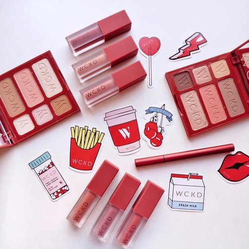 Joy is having a new complete set of local beauty products worth the hype, introducing @wearewckd with their eyeliner, lip cream matte and face palette ❤️ Being part of this creative industry has been a blessing in my crossroad and am beyond grateful to see amazing local beauty products flourishing! More on this on steviiewong.com soon 😜......#flatlay #shotbystevie #makeup #beauty #cosmetic #localproduct #sonyforher #clozetteid #collabwithstevie #lipstick #wakeupandmakeup #tampilcantik #style