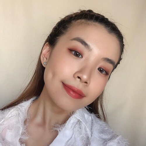 Hello • #TGIF 🤗..-Tap for my #makeup #deets .-Base @pixycosmetics dewy cushion .-Lips @yslbeauty Rouge Pur Couture 05 + @maccosmeticsid #Loveme lipstick “As If I care”.-Cheeks cream cheek blusher @innisfreeindonesia .-Eyeshadow @innisfreeindonesia Cherry Blossom 🌸 Eyeshadow Palette.-Highlighter @innisfreeindonesia Cherry Blossom Luminizer.-Setting Spray @studiotropik dream setter glow ........#motd #beauty #style #pink #exploretocreate #clozetteid #selfportrait #lipstick #love #cherryblossom #innisfreeindonesia