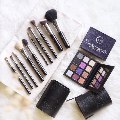 Thinking for a last minute holiday gifts? Get these great brushes from @sigmabeauty to help you achieve an even better makeup finish! Brushes are essential for every detailed and precise makeup ❤️
.
.
.
Don't forget to use my code "STEVIE10" before checking out to save 10% off 😊 #sigmabeauty #sigma #collabwithstevie #shotbystevie #brushes #flatlay .
.
.
Lots of holiday promotions are up too on @sigmabeauty !! Don't miss out your special deals🎉🎁