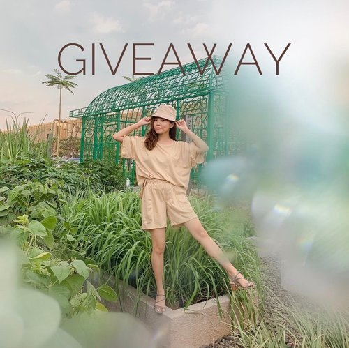 Stepping into third week in January 2021 🎉 Apparently we’re encouraged to stay home a little longer so here I present you another new year #giveaway with @qyostudio to bring you both comfort and style !! we’re giving away 3 sets of loungewear for three lucky winners. 
.
.

RULES
1. MUST follow @steviiewong @qyostudio 
2. COMMENT - What’s your funniest experience/ moment so far (try and make me laugh ) ✨Tag 3 friends. Jangan lupa spam love di page aku dan @qyostudio y🤩
3. Share this picture on your stories , tag me & @Qyostudio use #StevieXQyoStudio
4.  Don’t private your account 
.
Boleh share post dan ikutan lebih dari sekali ! .
.
GOOD LUCK LOVES!
THREE (3) winners will get to win a set of Qyo Hersey Set . Giveaway open till 24 January, Winners will be announced on 25 January 2021 on this post and my story on 6 pm😉 // Indonesian 🇮🇩 residents only . Stay safe and healthy people! 
.
.
.
.
#dailygiveaway #giveawayindo #indogiveaway #giveawayid #whatiwore #steviewears #exploretocreate #ootd #streetinspiration #giveawaycontest #giveaways #style #giveawayindonesia #fashion #clozetteid #collabwithstevie #style