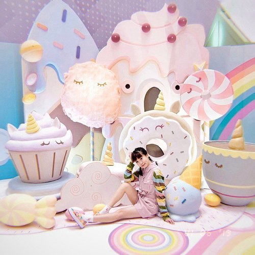 Remember the package from @mallofindonesia ? Where it says something magical is coming this June!! It’s time for the big reveal 🥰 Blending in with the whimsical pastel decors at @mallofindonesia Unicorn Land 🦄 definitely my colour palette 🎨💛 enjoy these beautiful installations where there are about 11 photo corners you can enjoy to take you to the dreamy pastel magical unicorn world. It’s going to be available from 1 June-14 July 2019 😄 btw they’re also hosting a photo competition during this unicorn land event, go check out @mallofindonesia for more info ❤️ ....#clozetteid #moiunicornland #zalorastyleedit #exploretocreate #style #ootd #steviewears #unicorn