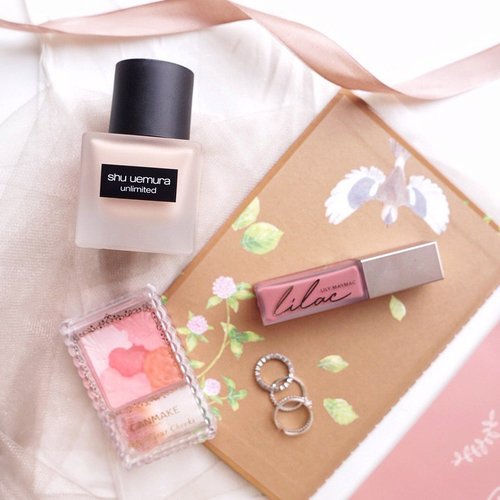 May #makeup favorite ❤️ spot your favorite product? ..-In frame .⭐️ @shuuemura #shuuemuraid  #unlimitedfoundation .⭐️ @lilacbylily Peony .⭐️ @canmaketokyo blush on .....#exploretocreate #style #shotbystevie #beauty #tampilcantik #clozetteid #wakeupandmakeup #pink