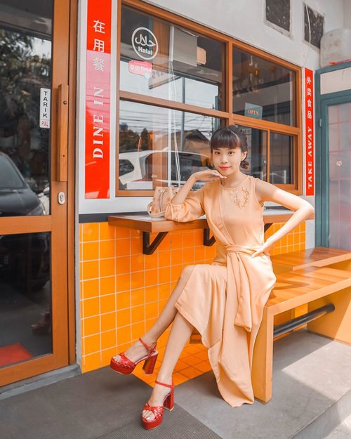All dressed up to 拜年 this Chinese New Year, wrapped in @gaudiclothing.id lunar new year collection ❤️...-📸 @priscaangelina ... ....... #styleblogger #beauty #ulzzang  #cny2020 #lifestyleblogger #fashionpeople #steviewears #패션모델 #블로거 #스트리트스타일 #스트리트패션 #스트릿패션 #스트릿룩 #스트릿스타일 #bestoftoday #exploretocreate #collabwithstevie #clozetteid #gaudiootd #style #ootd #styleguide #fashiondaily