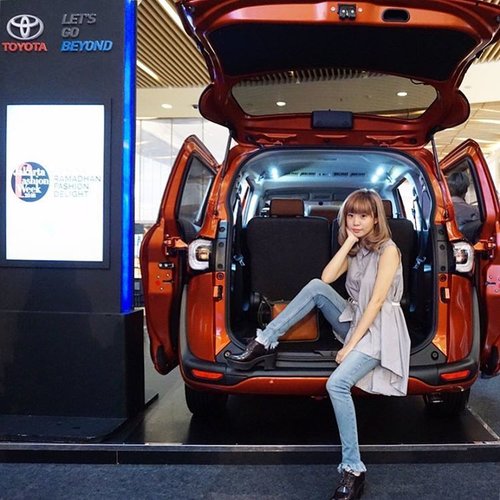 Are you ready to check out the fun I had Yesterday at #PopUpPlayground ? Make sure you check steviiewong.com tonight !! Live and fresh updates 🤗❤ #MySienta #beautyjournal #Sociolla  @toyotaid @beautyjournal @sociolla.
.
.
.
.
.
.
.
.
.
.
.
.
.
.
.
.
.
.
.
.
.
.
.
. 
#styleblogger #beauty #ulzzang  #beautyblogger #fashionpeople #fblogger #blogger #패션모델 #블로거 #스트리트스타일 #스트리트패션 #스트릿패션 #스트릿룩 #스트릿스타일 #패션블로거 #bestoftoday #style #livefolk #l4l #ggrep #ootd  #pose #bblogger #clozetteid