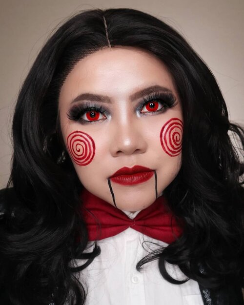 🤡 BILLY #JIGSAW 🚲HALLOWEEN CHALLENGE DAY 19/31🎃 #31daysofhalloween 🎃🖤 #HALLOWEENWITHFLOVIVI 🖤...#halloween #halloween2020 #flovivi #clozetteID #cchannel #cchannelid #billyjigsaw #saw #sawmovie