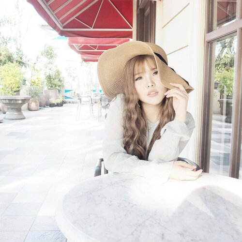 Summer staple : straw hat ✔️. Got this floppy straw hat from @banggood__fashion . Its quality is super gooood 😍💖 .
.
.
#endorsementid #endorsersurabaya #banggoodfashion #fotd #ClozetteID