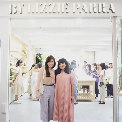 A gorgeous-bubbly-positive minded-wonderful woman beside me @bylizzieparra . Congratulations for the grand opening of @blpbeauty at @tunjungan_plaza 6 . Super in love with the clean-homey vibe, all the beauty products (especially the highlighter palette), and the sweet treats by @delichoux . Thank you for having us and wish you tons of luck 🤗❤️.
-
#BeAdored #BLPGoesToSurabaya #BLPBeauty #beautyevent #ClozetteID