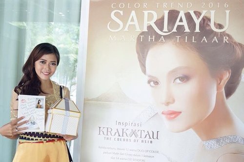 Thank you so much @sariayu_mt for the great event and congratz for new product launched #trendwarnakrakatau The Colors of Asia #potd #beauty #beautyblogger #beautybloggerid #makeup #motd #fdbeauty #sariayu #clozetteid #clozetteambassador #ootd #motd