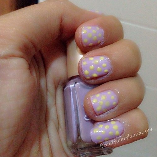 Actually I dont like to used nai polish or nail art but Im interested to used #luckytrendy #nailart from @ayoubeauty hihihi pardon for unneat because it's my first time to did nail art hahaha #nail #nails #nailart #nailjapan #nailpolish #nailproducts #purple #clozette #clozetteid #clozettedaily #clozetteambassador #polkadot #potd #picoftheday #bestoftheday #picoftheday