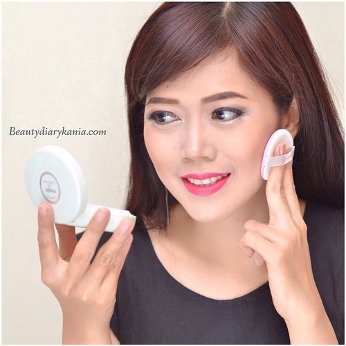 I used @indonesia_etudehouse precious mineral magic any cushion mint, this magic cushion pact makes skin transparent and bright with a lovely magic base color that covers imperfection of any skin type :) #etudehouse #magicanycushion #beauty #blogger #beautyblogger #beautydiarykania #clozetteid #clozetteambassador #review #makeup #motd #potd #indonesiabeautyblogger #fotdibb