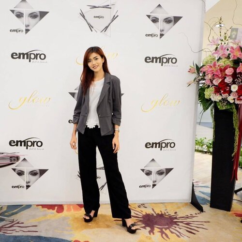 Attending @emproid grand opening event @shopatglow .#emproid #beauty #beautyevent #blogger #bloggerslife #beautyblog #potd #ootd #motd #makeup #empro #fdbeauty #l4l #instalike #indonesianbeautyblogger #instagood #clozetteid #bestoftheday #outfitoftheday #outfit #fuji #fujifilm #terfujilah