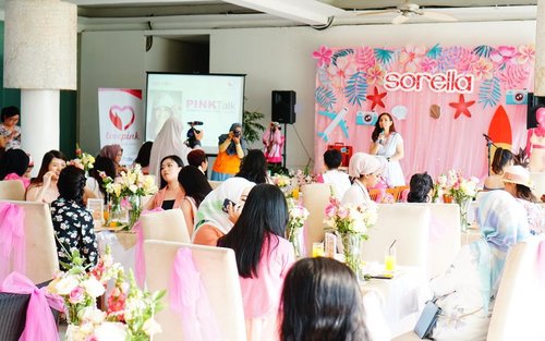 Today, we learn much about how to care our breast as well as possible to protect them from cancer attack with @sorellaid and @lovepinkindonesia ...@sorellaidSupported media by:@womantalk_com@thesmartmamas@grid_id@tabloidnovaofficial...#allaboutinnerbeauty#sorellainnerbeauty#sorellaindonesia#sorellagoestolombok#smartmama#gridid#womantalkdotcom#respectstartswithme#cicidesricom #cidessharing #cidesupdate #cidesreview #clozetteid