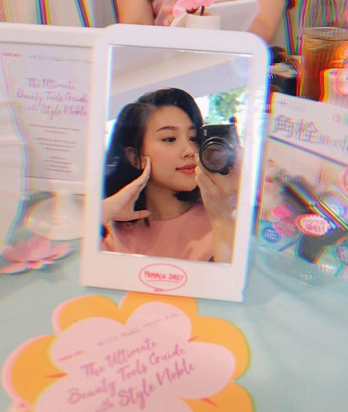 Earlier today at The Ultimate Beauty Tools Guide and Launching event of @stylenoble.id 🌸. -Introducing these super interesting and effortless beauty tools brought specially to us all the way from japan ✨can't wait to try em ! @femaledailynetwork #FDxStyleNoble #Stylewithnoble #Stylenoble