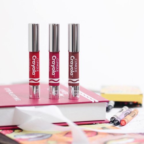 The new launching @cliniqueindonesia Crayola Chubby Stick, a moisturizing lip colour balm - formulated with shea butter that is not only nourish the lip but also adds a juicy, sheer wash of colour in 8 pretty shades ranges from pink, mauve, orange and red 💘#CliniqueID #Cliniquechubbystick #CleoXCliniqueID