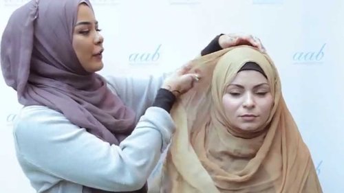 The Classic Hijab Style - Live Hijab Tutorial with Habiba Da Silva - YouTube