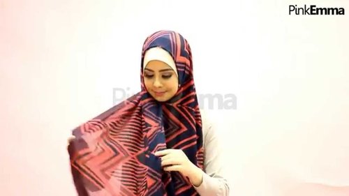 Tutorial Hijab Chic Risty Tagor Di Bulan Ramadan - YouTube