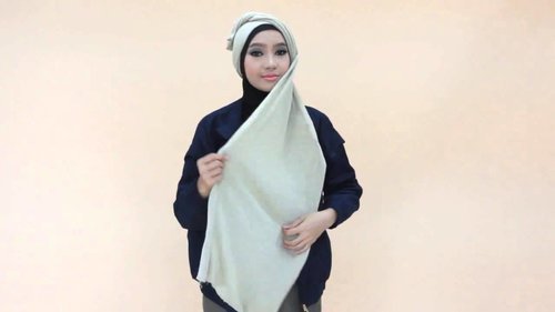 Hijab Tutorial Drapery Sporty - YouTube
