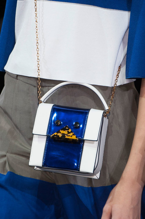Mini bags are having a huge moment right now. This option from Emporio Armani is pretty darn perfect. 

Read more: http://stylecaster.com/best-bags-spring-2015/#ixzz3TZwkdNy3
