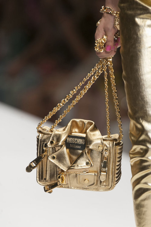 The crowd pleasing collection was all about having fun along with his love of Barbie. This bag reminded us a little bit of Elvis, dont you agree?

Read more: http://stylecaster.com/best-bags-spring-2015/#ixzz3TZjo4vhR
