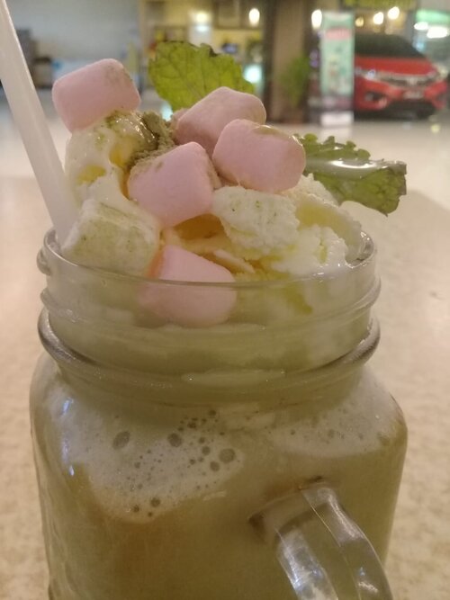 greentea milkshake marshmallow :)