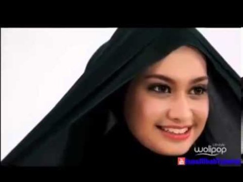 Cara Memakai Hijab Pashmina untuk Pergi ke Kantor Wolipop - YouTube