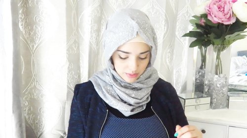 tutoriel hijab simple et pratique - YouTube