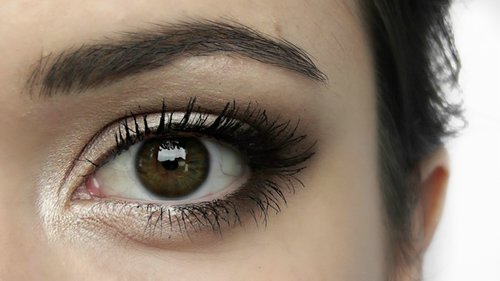 Eye Makeup - How to Elongate Your Eyes - YouTube