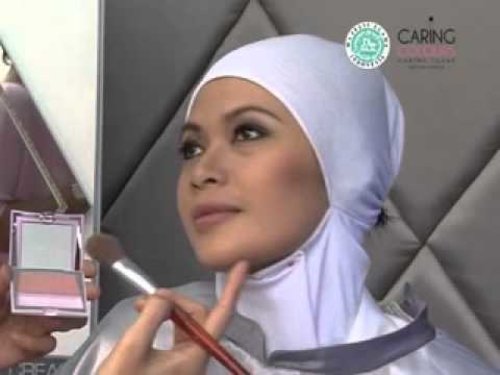 Caring Colours - Glamorous Hijab Make Up - YouTube