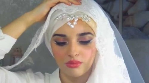 Tutorial Hijab Simple pour MariÃ©e \ Simple bridal Hijab tutorial - YouTube