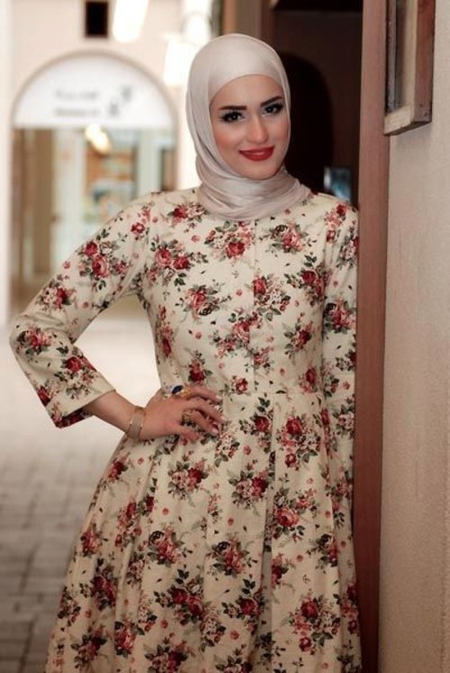 #HijabStyleOvalFaceINSPIRATION |fresh dan cantik meskipun dengan gaya vintage | #IndosatSnap #VintageLook