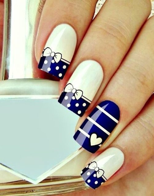  Make little ribon on your nails :P