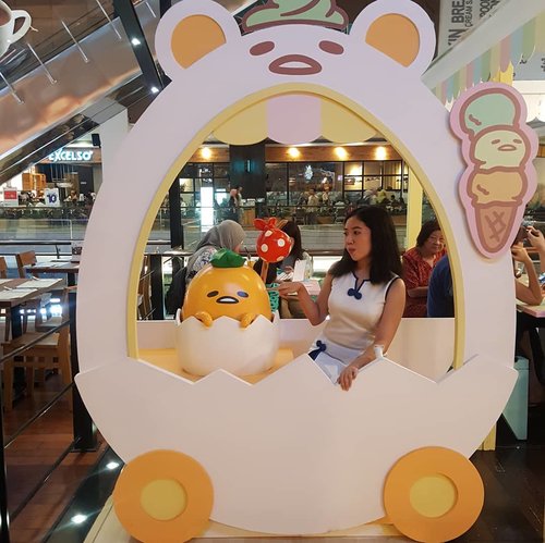 POKE!...If you haven't visit this #gudetamacafe @cafe_shirokuma at Kota Kasablanka, make it your weekend agenda! It is super cute and adorable........#cafe #jakartafoodies #foodblog #restaurant #foodreview #cafereview #culinary #Clozetteid #kuliner #kulinerjakarta #foodreview #food #fotd #jktcafe #foodblogger #pansos