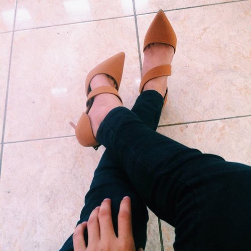 Hello satnite🙅👠💄 #shoes #heels #highheels #maayashoes #iphoneonly #iphonesia #photooftheday #igadict #igers #instagram #vsco #vscocam #vscolove #vscogram #vscodaily #clozette #clozetteid