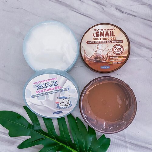 Habis cobain Soothing Gel POT 300ml milk and snail from @charis_celeb 😍. My favorite itu yang milk!! Sumpah wangi susu banget, udah gitu ga lengket, langsung menyerap di kulit juga, terus dia bener2 soothing kulitku juga. Selain itu soothing gel ini tuh aman dan bisa di pake di badan & muka. Kedua nya punya kegunaan yang sama cuma beda nya 1 milk 1 snail 😎. Aku punya special price buat kalian! Cuma 100K aja 1 pot nya!! 👌🏻💯✨ bisa click link di bawah ini atau di bio aku 😘 👇🏻http://hicharis.net/Reginabundiarti/K0h#milatte #fashiony #soothinggel #CHARIS #hicharis @hicharis_official @charis_celeb #clozetteid #snail #milk