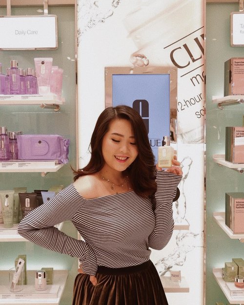 I finally found my ultimate moisturizing lotion from @cliniqueindonesia ❤️ after skin check I knew which one is my skin needed. Super thank you @cliniqueindonesia and @isnadani ❤️✨ #cliniqueid #purejenius #clozetteid