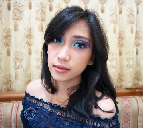 Hv u checked my prev collab between @beautiesquad and @inezcosmetics ?? Peacock inspired eye makeup look is up on bit.ly/INEZ5-cindy 💙💚💜 Have a good weekend, love!

Ps: pls ignore my messy hair 😌

#Beautiesquad #InezCosmetics #BeautiesquadXInez #EOTDInez #makeuphaul #makeupjunkie
#blog #blogging #blogger #dailylife #dailymakeup #beautyproduct #beautyreview #igdaily #beautyblogger #like4like #bloggerindo #bloggerswanted #bloggerstyle #bloggerlife #bloggerlifestyle #indobeautygram #beautybloggerindonesia #bloggerlife #bloggerindonesia #clozetteid  #makeupobsessed
#feature_my_makeup_art