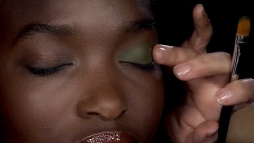 How To: A Rich, Green Eye - YouTube