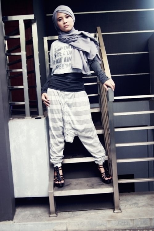 pant shirt#clozette id#OOTD Celebs ID inspiration Hijab#Restu Anggraini