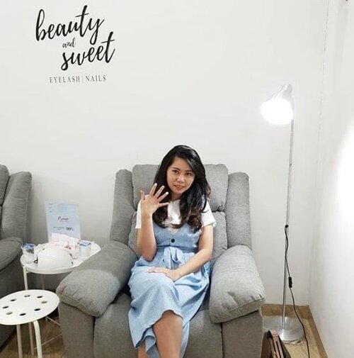 Nails always on point... Ku happy banget abis Manicure dan Nail Polish di @beautyandsweet.studio pas beberapa hari yg lalu. ••Tempat-nya sangat nyaman sampe bikin aku tuh relax banget.••Terus selain Nails treatment, disini ada Eyelashes juga loh. And khusus di bulan Agustus ini ada Promo Disc 30% utk ALL TREATMENT.••So, buruan buat appointment sekarang juga!! Kalian pasti suka dengan hasil treatmentnya 🥰.