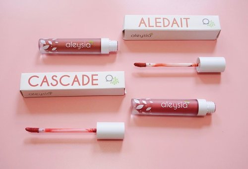 Try’in another local brand lip cream matte from @aleysiabeauty 😍I got 2 shades from 5 and u can check the swatces by swipe left 👉🏻👉🏻2 shades what i’ve got : 1. Aledait (02)2. Cascade (03)Compare from others lip matte, this lip matte has a mint flavor. And the colour turns out so well, u must try this !! Full review on my blog(Just click link on my bio)#aleysia #aleysiabeauty #lipcreammatte #lipmatte #beauty #styleofbeauty #indobeautygram #tampilcantik #sweetmakeup #lookbook #beautybloggerindonesia #indobeautysquad #bloggerjkt #ootdmagazine #lookbookindonesia #styleblogger #koreanbeauty #koreanmakeup #koreanlook #fashionblogger #fblogger #clozetteid