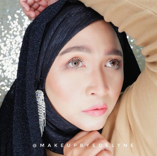 Morning 🌻

Untuk produk-produk yang dipakai,lihat di postingan sebelumnya yaa 🙏. #makeupbyedelyne #wakeupandmakeup #asianmakeup #naturalmakeup #mua #makeupartistworldwide #makeupartist #hijabers #hijabstyle #instabeauty #makeupideas #clozetteid #makeup #muaindonesia