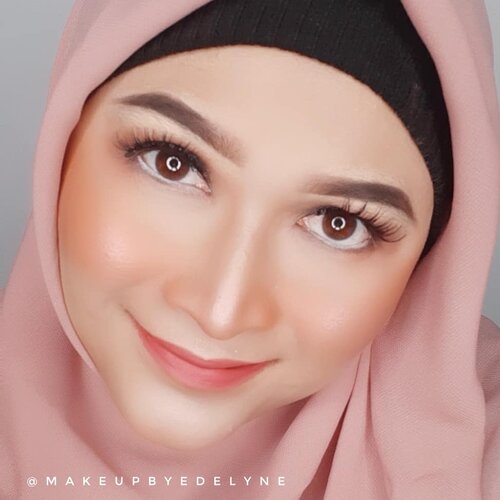 Happiness is enjoying the little things in life. #stayathome #brushedbyedelyne #staysafe #staypositive #staystrong #clozetteid #makeup #bandungbeautyblogger #influencer #beautyinfluencer #hijabista #instagood #instagram #bloggerstyle #dirumahaja