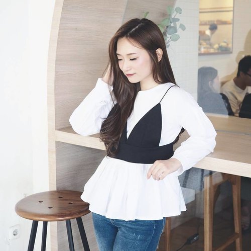 Today's attire in this uber cute top from @florence.attire 💖 The quality of this top is superb! Love it 😍
-
-
-
#outfitoftheday #ootdindo #lookbookindo #kstyle #kfashion #koreanstyle #koreanmakeup #ulzzang #dailymakeup #dailyessentials #dailystyle #cgstreetstyle #clozetteid #florencelooks