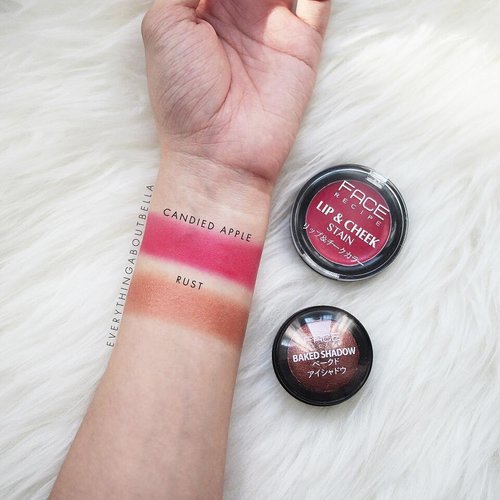 #swatchoftheday 💋
-
Around two weeks ago, I stumbled upon these two gorgeous products while strolling and I think they deserve more attention!
-
Bought them from @copiabeauty. I have always wanted a red blush, so when I stumbled on this one I immediately knew I had to get it. I wasn't sure if red blush would look good on me but this was pretty cheap so it's the perfect opportunity to try one.
-
And that BAKED SHADOW COLOR OMG sooooooooo pretty! The consistency is amazing, pigmentation is great. Overall, it was a great buy.
-
Lip & cheek stain was 75k if i'm not mistaken, and baked shadow was 55k.
-
I'm thinking to post more swatches / details posts like Lips of the day on Instagram. What do you think?!