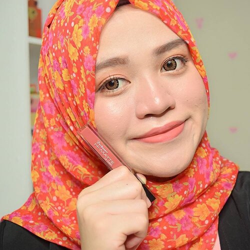 Purbasari Hi-Matte Hydra Series shade 02 Azalea

Review mengenai lip cream matte ini bisa kalian baca di bit.ly/purbasarilipcream

#clozette #clozetteid #lipcream #purbasarilipcream #purbasarimatte #purbasarihimattelipcream #purbasarihimatte #purbasarilipcream #blogger #beautyreview #lipcream #lipstickmatte @purbasari_indonesia @purbasarimakeupid